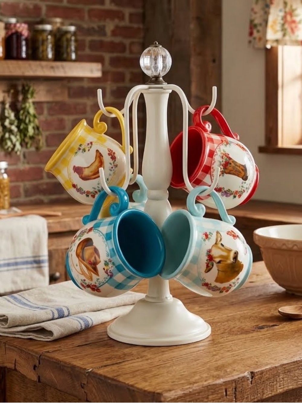 Pioneer Woman Chandelier Mug Tree and 4 Novelty Gingham Stoneware Mugs-5 Pieces